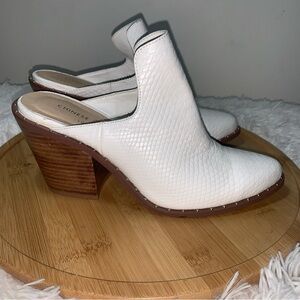 Chinese  Laundry Women’s Shoes Heeled Slides White Leather Size 8.5 *Marks*